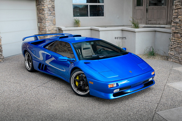 Фото дисков Strasse Wheels S5 Performance Черный глянец на Lamborghini Diablo