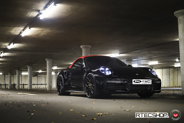 Фото дисков Vossen S17-01 Черный сатин на Porsche 911 VIII