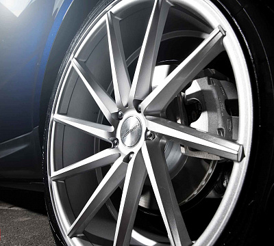 Фото дисков Vossen CVT на Land Rover Range Rover Sport II