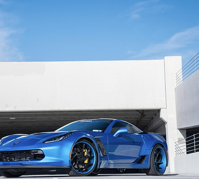 Фото дисков Savini SV67 на Chevrolet Corvette C7