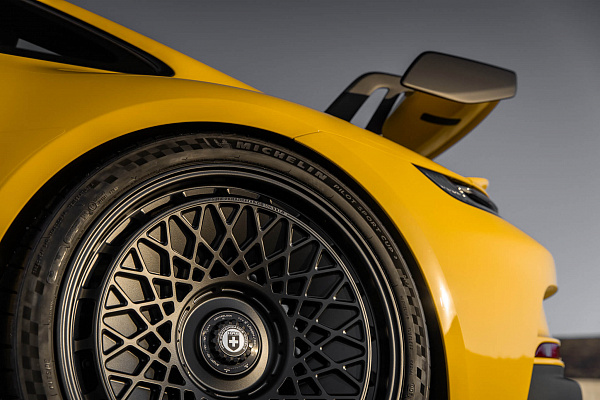 Фото дисков HRE 501 GTM Черный сатин на Porsche 911 VIII