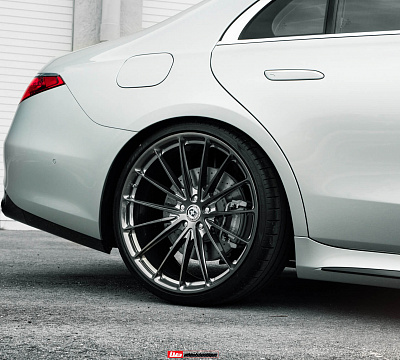 Фото дисков HRE P103 на Mercedes-Benz S-Class (W223)