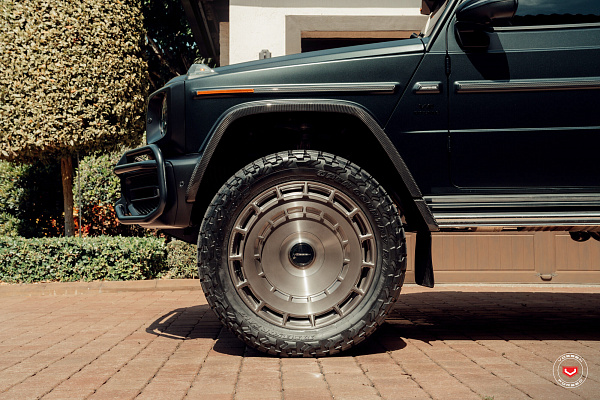 Фото дисков Vossen LC3-11 Глянцевый тонированный лак на Mercedes-Benz G-Class III