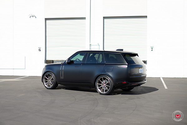 Фото дисков Vossen M-X2 Глянцевый тонированный лак на Land Rover Range Rover V