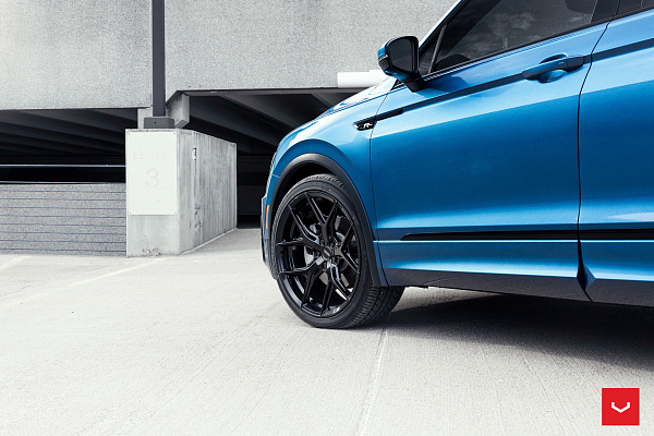 Фото дисков Vossen HF-5 Черный глянец на Volkswagen Tiguan II