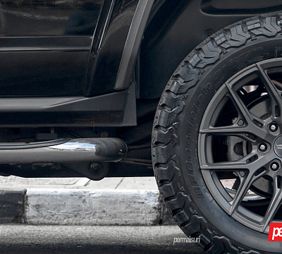 Фото дисков Vossen HF6-4 на Hummer H3