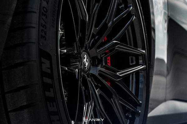Фото дисков Anrky S1-X1 Черный глянец на Ferrari GTC4Lusso