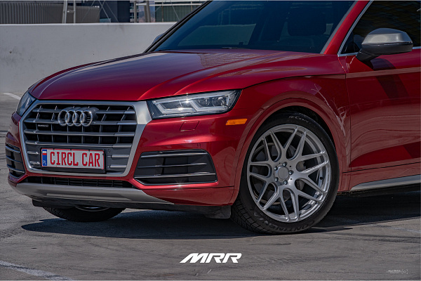 Фото дисков MRR FS01 Серебро на Audi Q5 (FY)