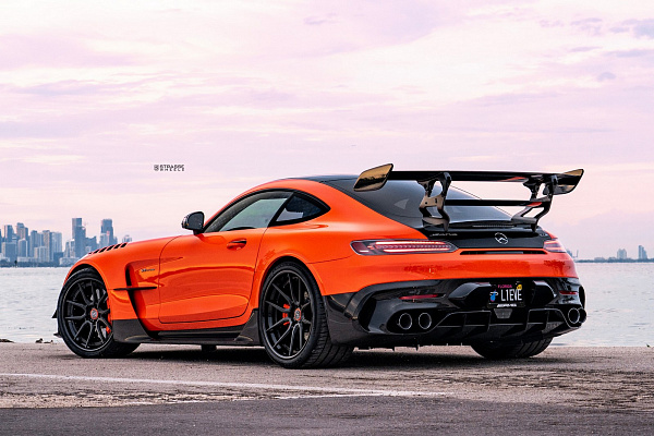 Фото дисков Strasse Wheels SV5 Deep Concave FS Черный сатин на Mercedes-Benz AMG GT I