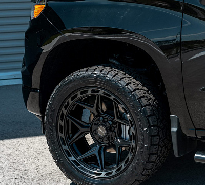 Фото дисков 4PLAY 4P55 на Chevrolet Silverado IV