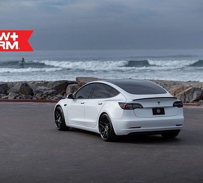 Фото дисков HRE FF01 на Tesla Model 3