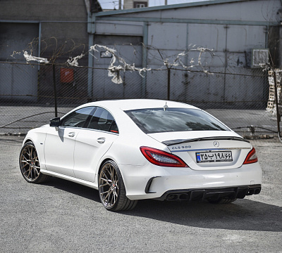 Фото дисков Vossen M-X3 на Mercedes-Benz CLS (C218)