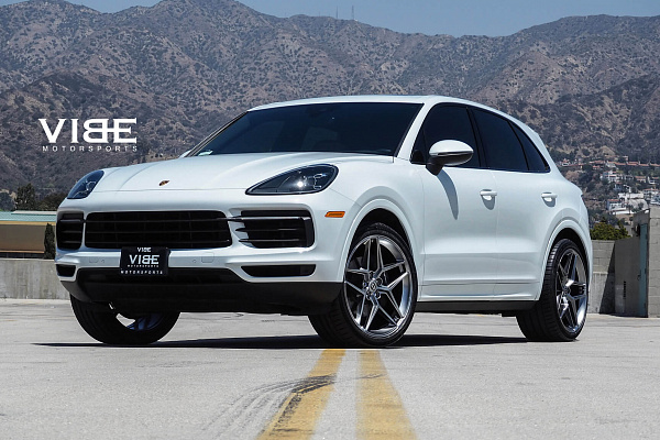 Фото дисков HRE FF11 Серебро на Porsche Cayenne II