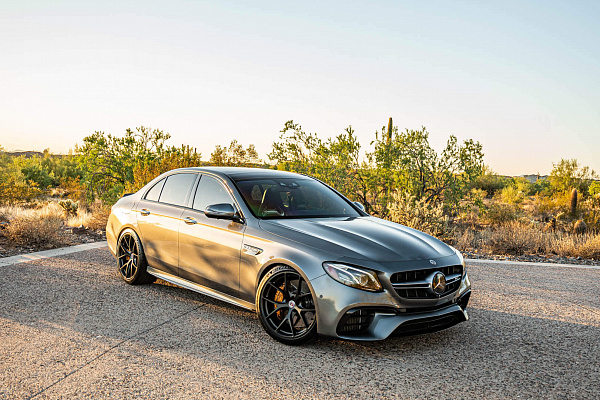 Фото дисков HRE P101 Черный сатин на Mercedes-Benz E-Class (W213, S213, C238)