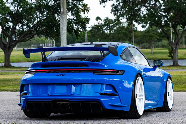 Фото дисков Anrky AN27 Белый глянец на Porsche 911 VIII