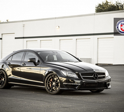Фото дисков HRE S104 на Mercedes-Benz CLS (C218)