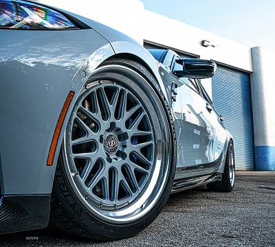Фото дисков Strasse Wheels SM10 Track на BMW 3/M3 (G2x/G80)