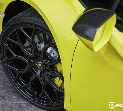 Фото дисков Vossen S17-01 на Lamborghini Huracan