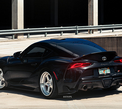 Фото дисков Strasse Wheels S5 Track на Toyota Supra A90
