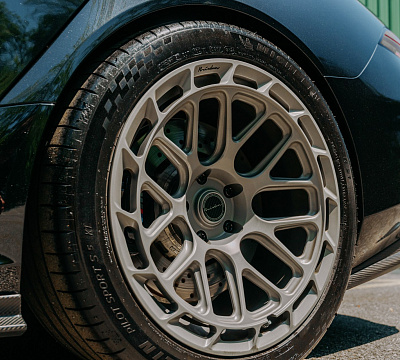 Фото дисков Brixton Forged TR08 AERO1 на BMW 5/M5 (G60/G90)