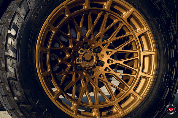 Фото дисков Vossen LCX-03 Сатиновая медь на GMC Sierra IV