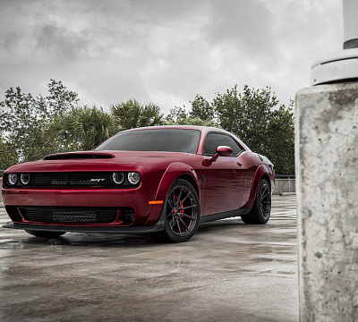 Фото дисков Vossen M-X2 на Dodge Challenger III