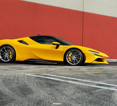 Фото дисков HRE P104SC на Ferrari SF90