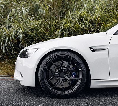 Фото дисков MRR NES SS-1.1 на BMW 3/M3 (E90)