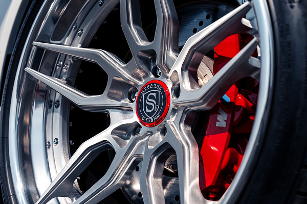 Фото дисков Strasse Wheels SV4 Deep Concave FS Глянцевый лак на BMW 4/M4 (G22/G82)