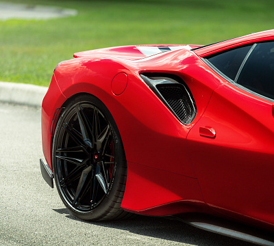 Фото дисков Vossen EVO-5 на Ferrari 488