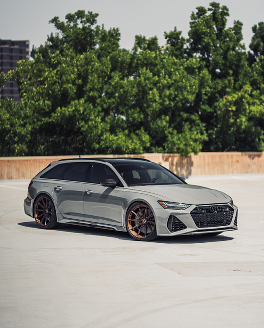 Фото дисков R11-R Сатиновая бронза на Audi A/RS 6 (C8)