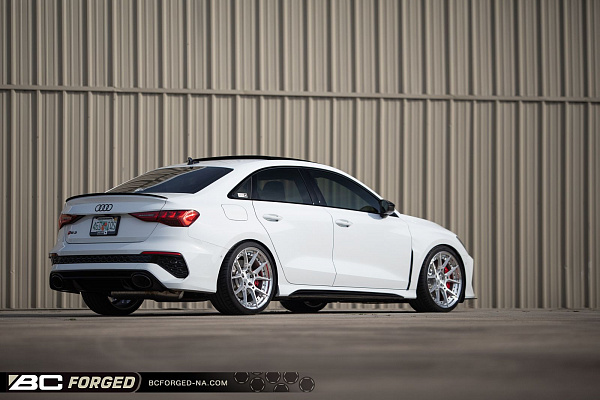 Audi 8Y RS 3