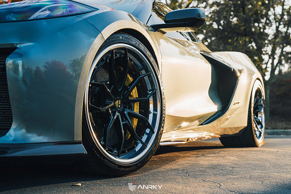 Фото дисков Anrky AN31 Черный глянец на Chevrolet Corvette C8