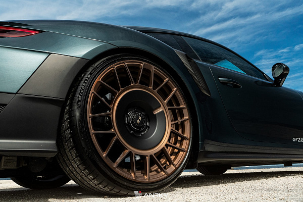 Фото дисков Anrky AN20 Aerosport Сатиновая бронза на Porsche 911 VII