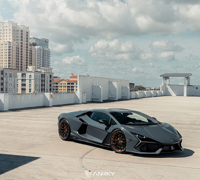 Фото дисков Anrky AN20 на Lamborghini Revuelto