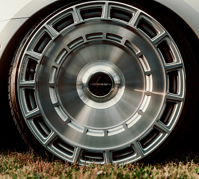 Фото дисков Vossen HF-9 на Audi A/S 8 (D5)