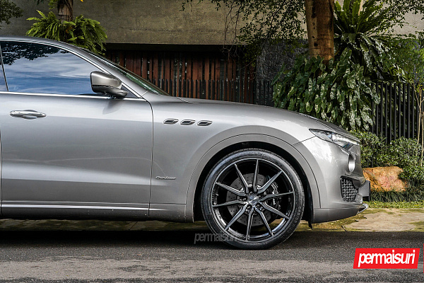Фото дисков Vossen HF-3 Алмазная проточка на Maserati Levante