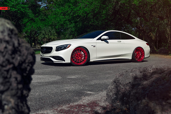 Фото дисков Anrky AN29 Красный глянец на Mercedes-Benz S-Class (W222, C217)