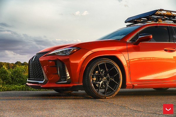 Фото дисков Vossen HF-5 Черный глянец на Lexus UX