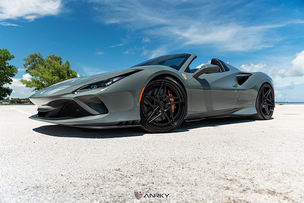 Фото дисков Anrky S3-X3 Черный глянец на Ferrari F8