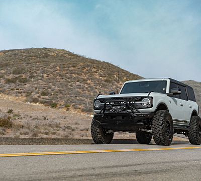 Фото дисков Black Rhino PRIMM на Ford Bronco