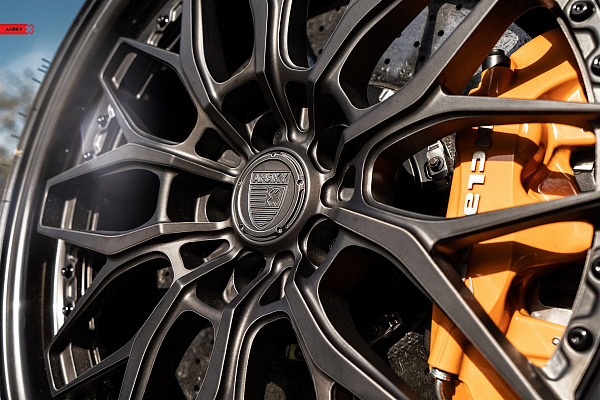 Фото дисков Anrky RS1 Черный сатин на McLaren 600