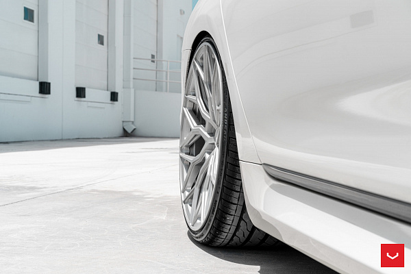 Фото дисков Vossen HF-2 Серебро на BMW 7 (G11/G12)