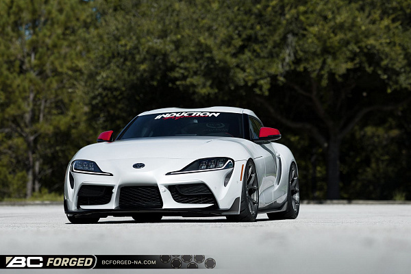Фото дисков BC Forged RZ05 Глянцевый графит на Toyota Supra A90