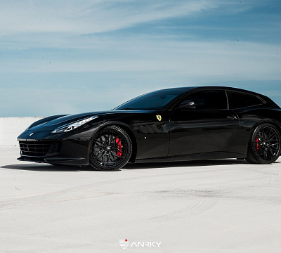 Фото дисков Anrky S1-X1 на Ferrari GTC4Lusso