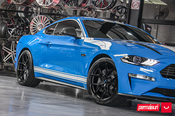 Фото дисков Vossen HF-5 Черный сатин на Ford Mustang VI