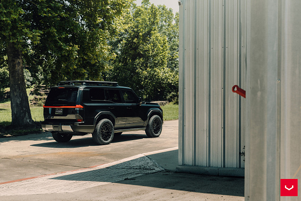 Фото дисков Vossen HFX-1 (6-Lug) Черный глянец на Lexus GX III