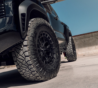 Фото дисков Vossen HFX-1 (6-Lug) на  Toyota Tacoma IV
