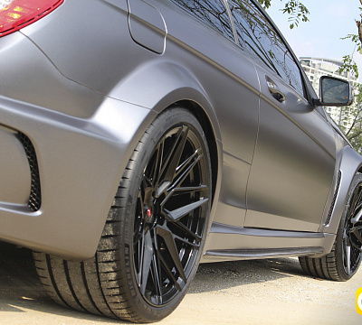 Фото дисков Vossen EVO-5 на Mercedes-Benz C-Class (W204)