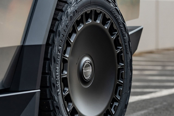 Tesla Cybertruck Cyberbeast